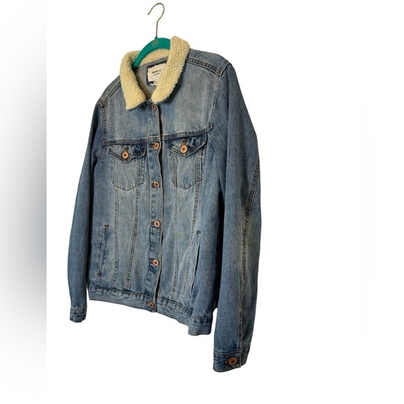 Forever 21 Jean Jacket Faux Fur Boys Large - Picture 3 of 14